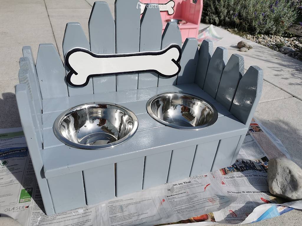Hunde Fressnapf / Foodbar